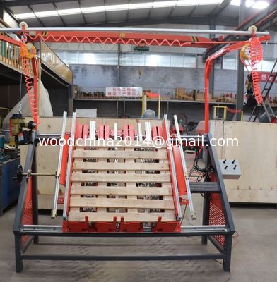 Cần bán máy đóng đinh tự động Euro pallet/dây chuyền sản xuất pallet gỗ