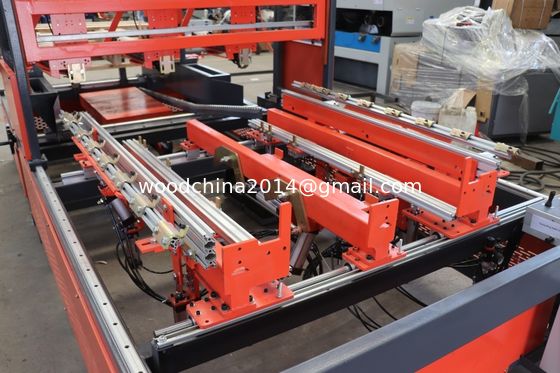 Máy đóng đinh pallet gỗ cho Stringers Pallet, Máy làm pallet gỗ