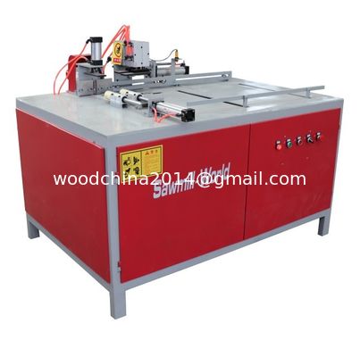 Máy cắt cưa khối gỗ tự động với giá thấp