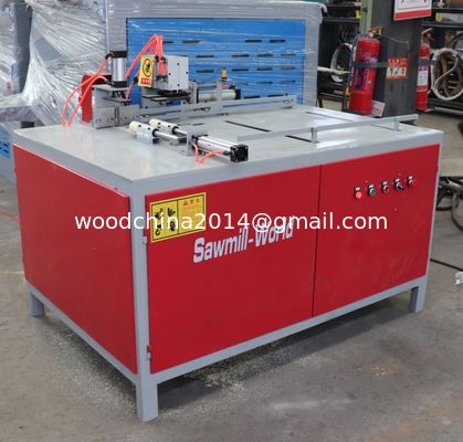 Máy cắt cưa khối gỗ tự động với giá thấp