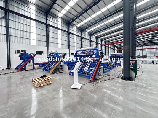 Máy pallet gỗ tự động có dung lượng cao đi kèm với bộ xếp và máy vận chuyển