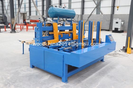 Máy đóng đinh khối gỗ tự động