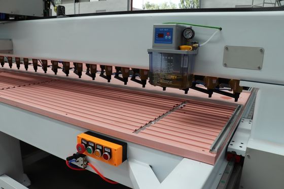 Studio Nội thất / Pet gỗ Slat Wall âm thanh âm thanh âm thanh Flute tường tự động Panel Nailing Machine