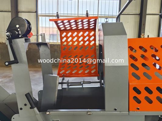 Máy cắt gỗ nông nghiệp với động cơ xăng 15HP và động cơ cưa 4800rpm