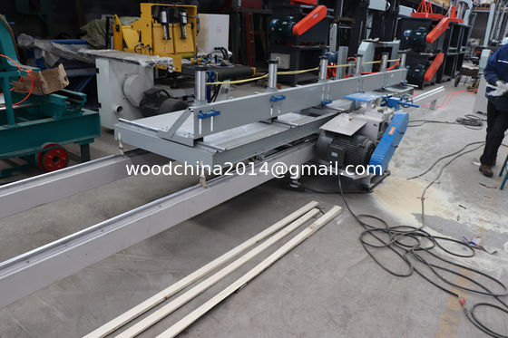 Máy cưa hình tròn bàn trượt xem Bảng cắt gỗ Edger Saw Machine với tự động cho ăn