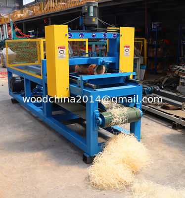 50-150KG / giờ Máy làm len gỗ Máy cạo lông cho thợ đốt lửa gỗ